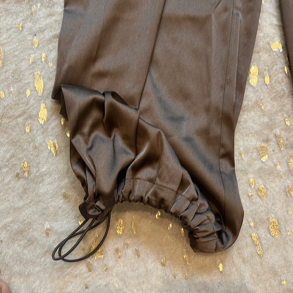 old navy satin jogger size L - Picture 2 of 2